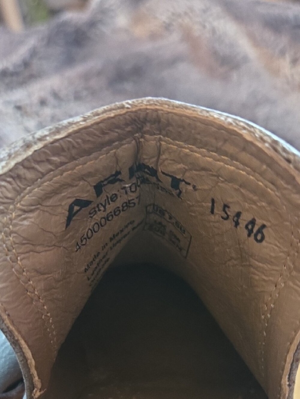 ARIAT Distessed Silver Leather Sniptoe Booties, 7.5 - Picture 12 of 12